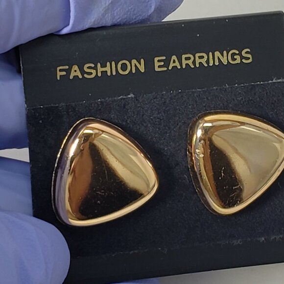 Triangle Rose Gold Stud Earrings – Polished Design, 0.75" Modern Women’s Jewelry - Picture 5 of 9